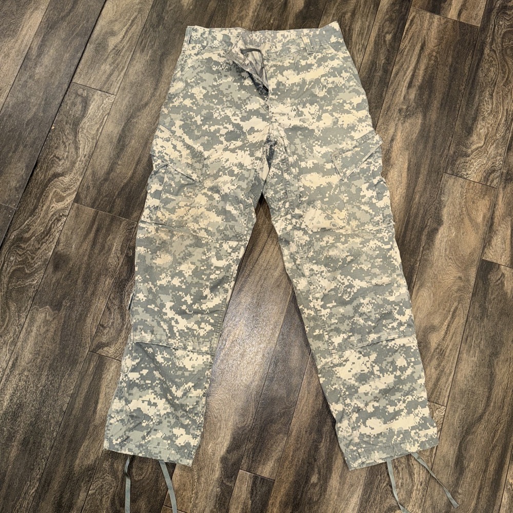 US Army Combat Uniform (ACU) Trousers Digital Camouflage‎ (UPC) Men's Size S